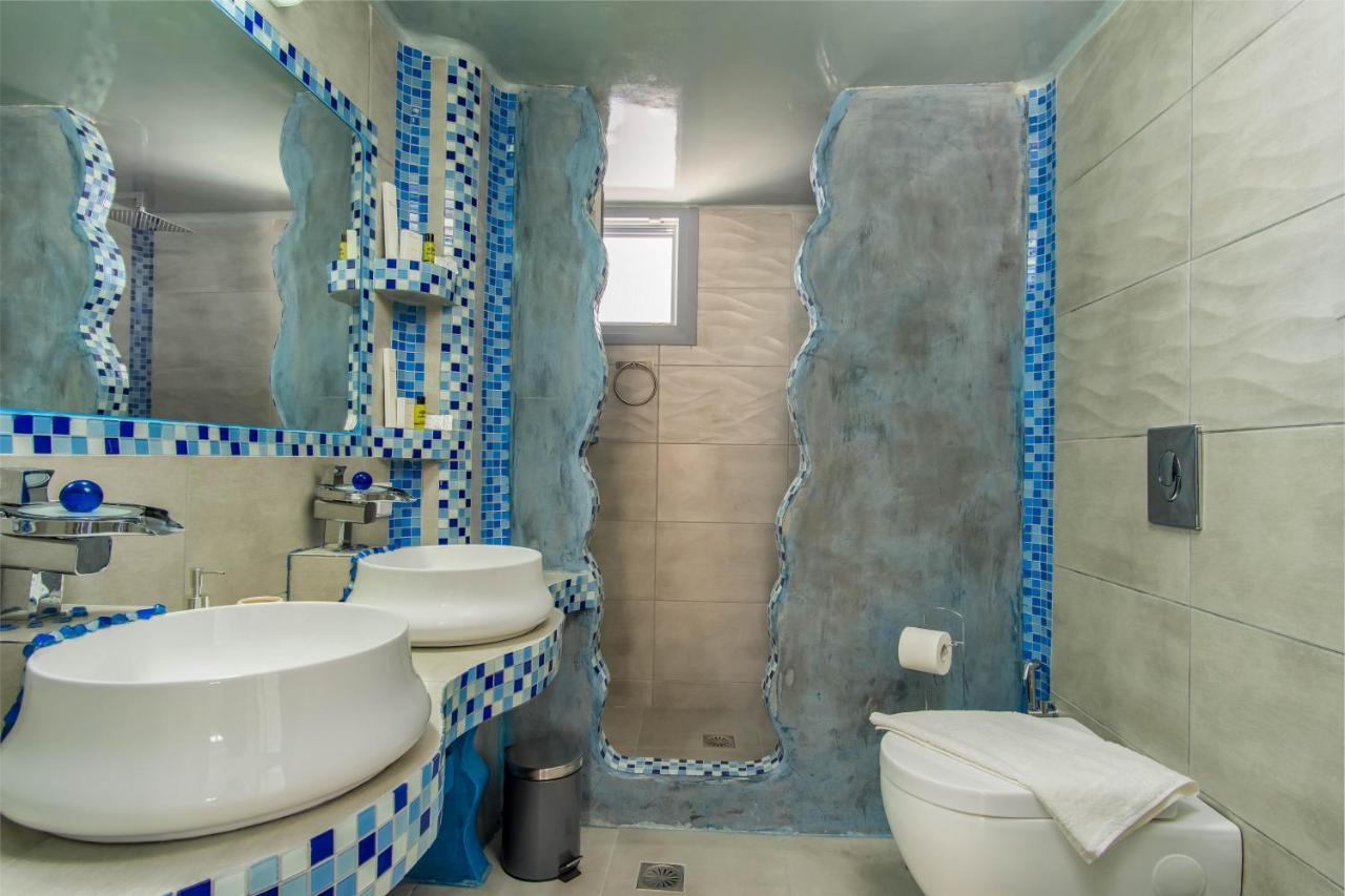 N Renieris Apartments Фиростефани Екстериор снимка
