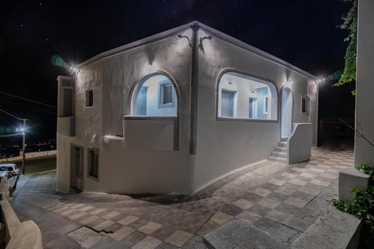 N Renieris Apartments Фиростефани Екстериор снимка